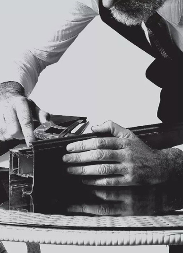 佐际谈铝合金门窗的五金缺口